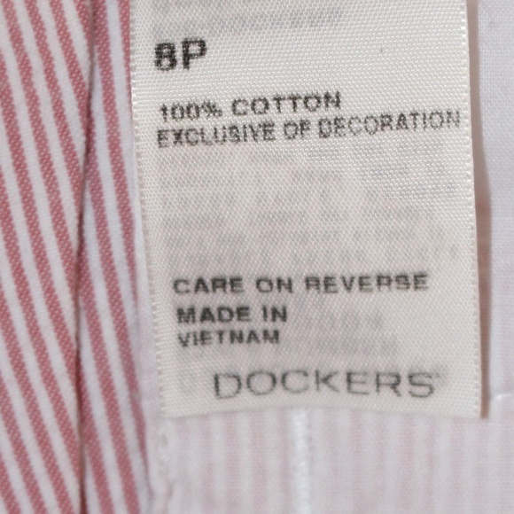 Dockers, Favorite fit stripped pink and white seersucker Capri pants - Picture 9 of 9
